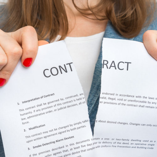 Dealing with a Breach of Contract? Our Business Litigation Attorneys Can Help